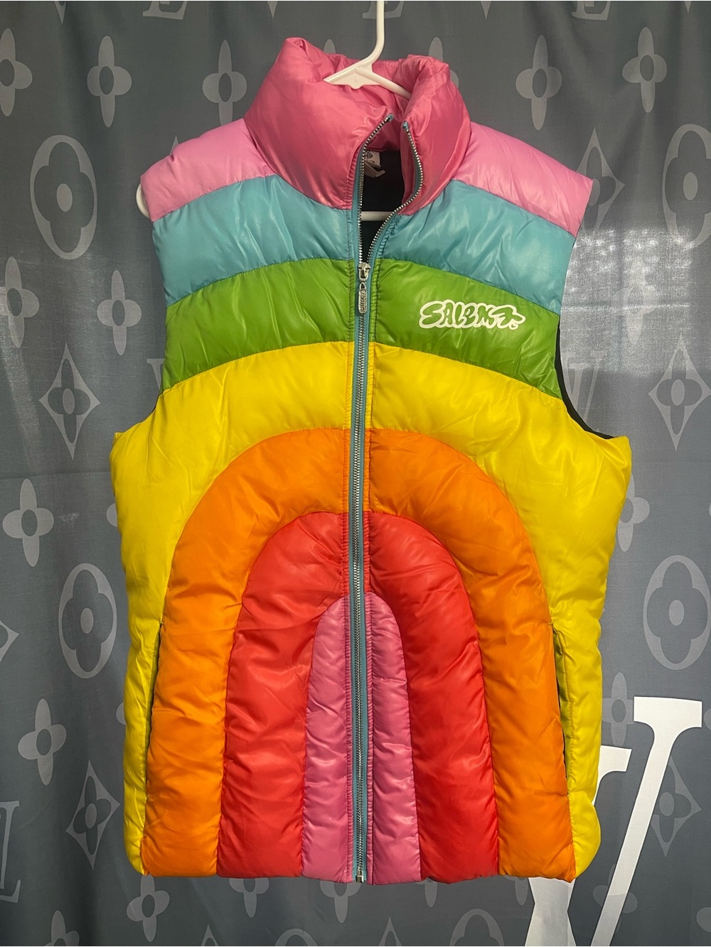 Salem7 size women’s small nwot Rainbow Quilted Puffer Vest - Multicolor by